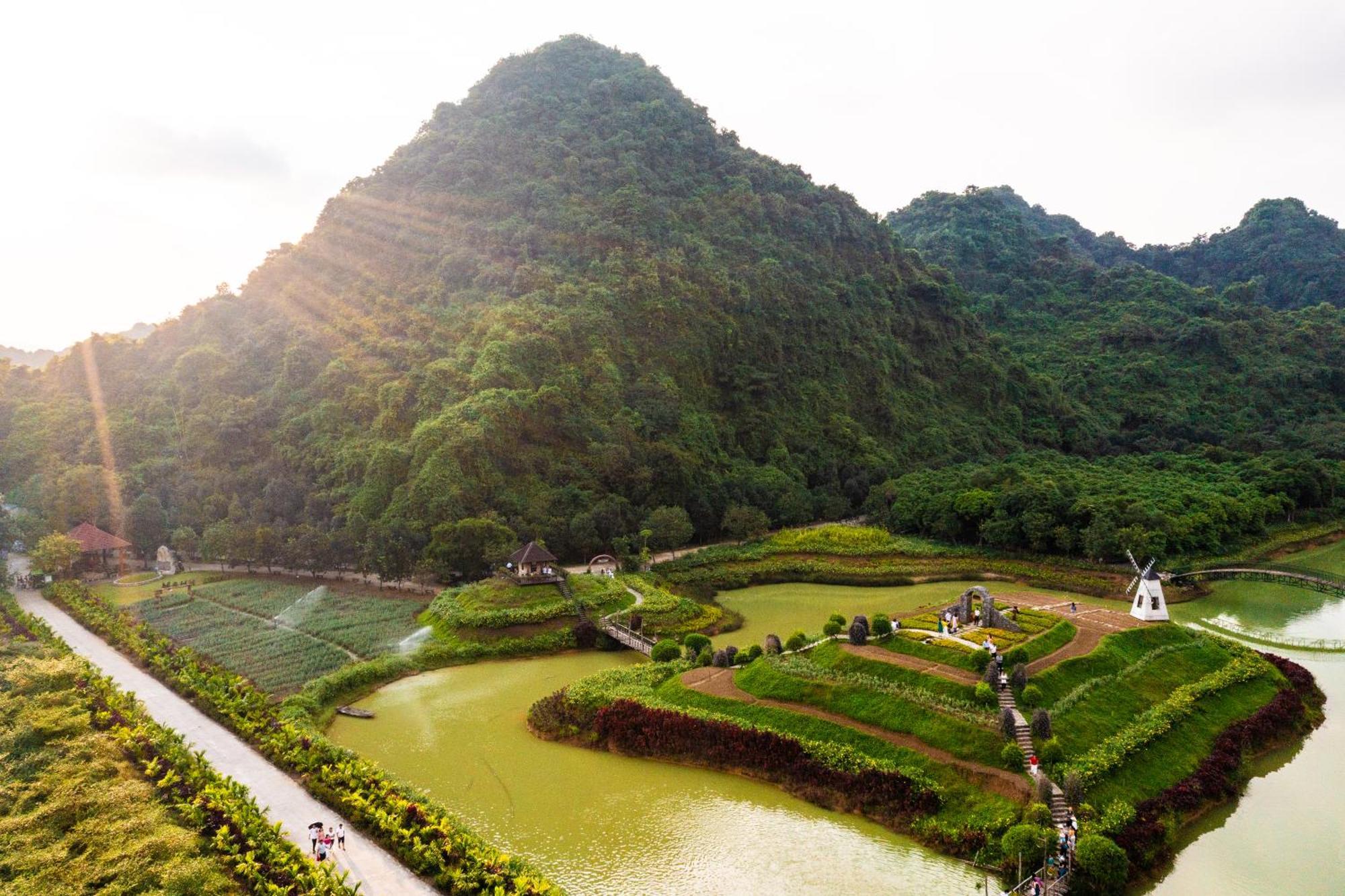 Thung Nham Resort Ninh Bình Extérieur photo